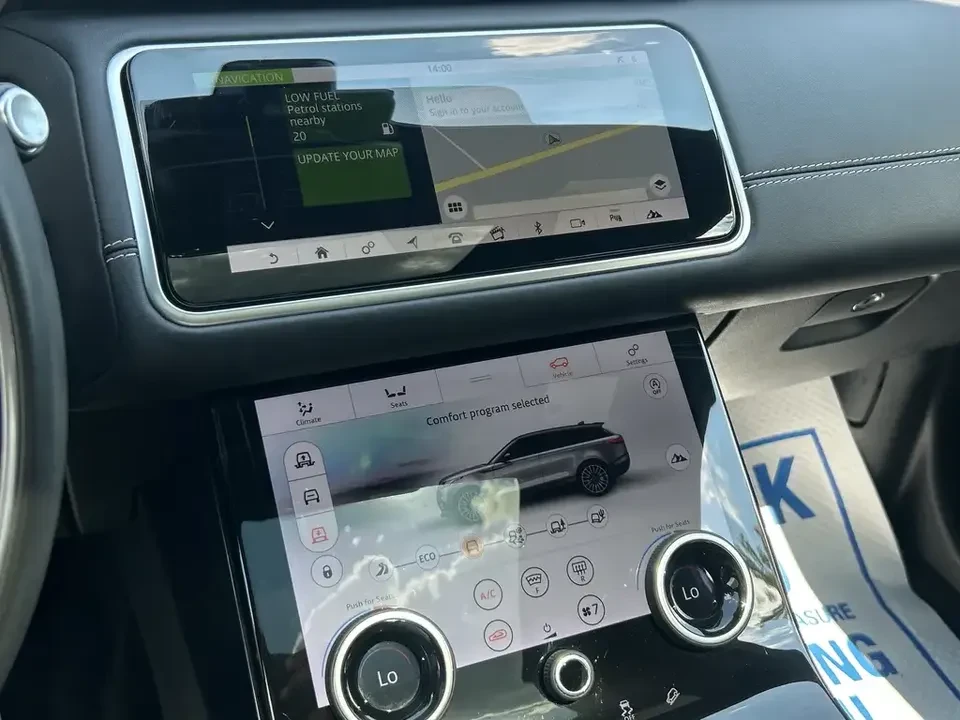 2020 Land Rover Range Rover Velar - Image 9 of 11