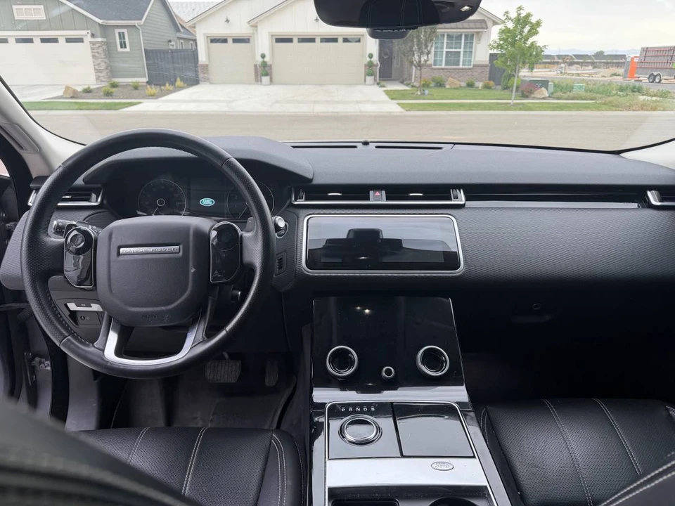 2020 Land Rover Range Rover Velar - Image 7 of 8