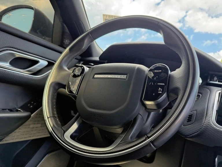 2020 Land Rover Range Rover Velar - Image 10 of 12