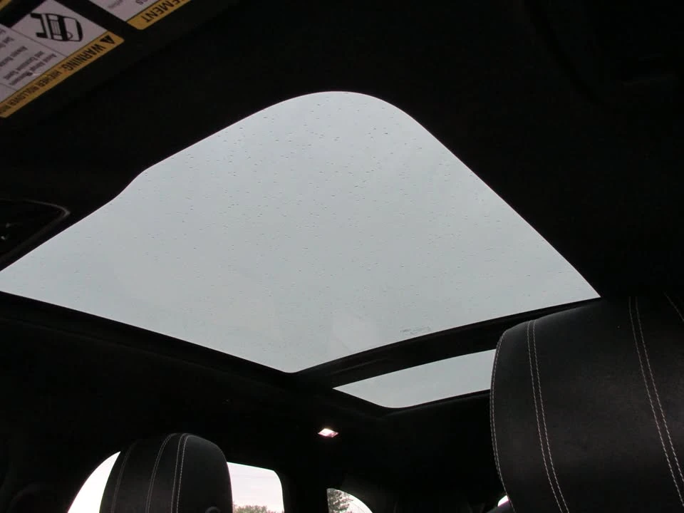 2020 Land Rover Range Rover Velar - Image 11 of 11