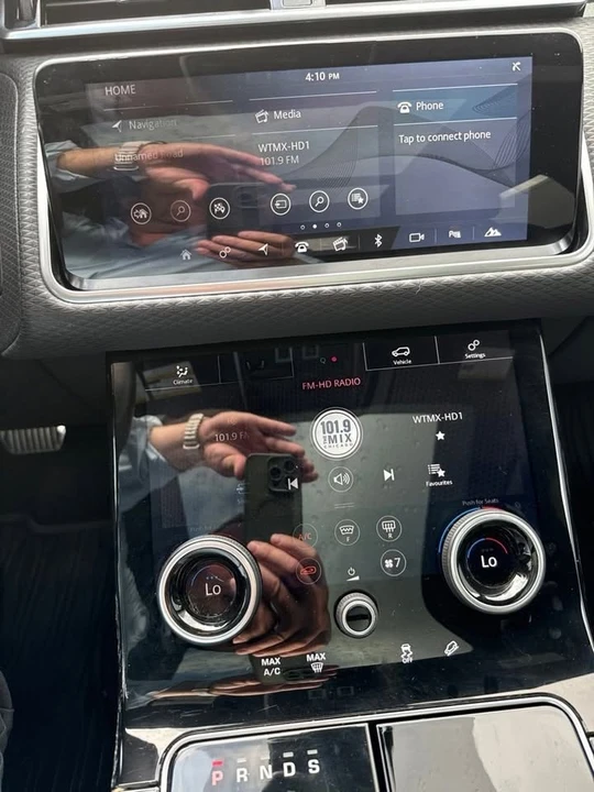2020 Land Rover Range Rover Velar - Image 15 of 15