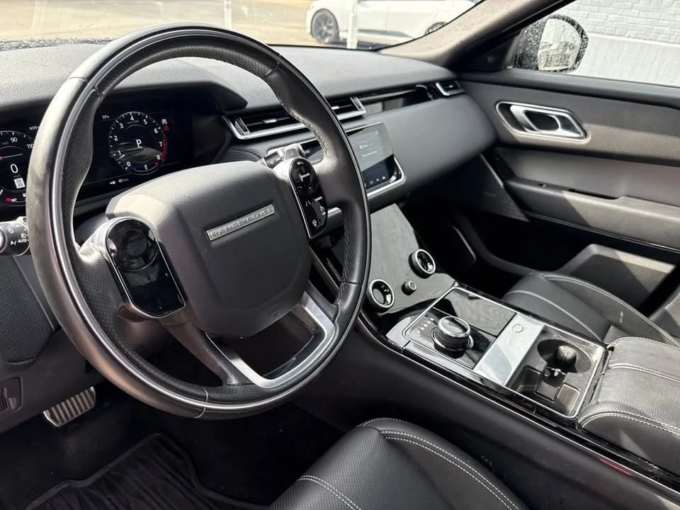 2020 Land Rover Range Rover Velar - Image 11 of 15