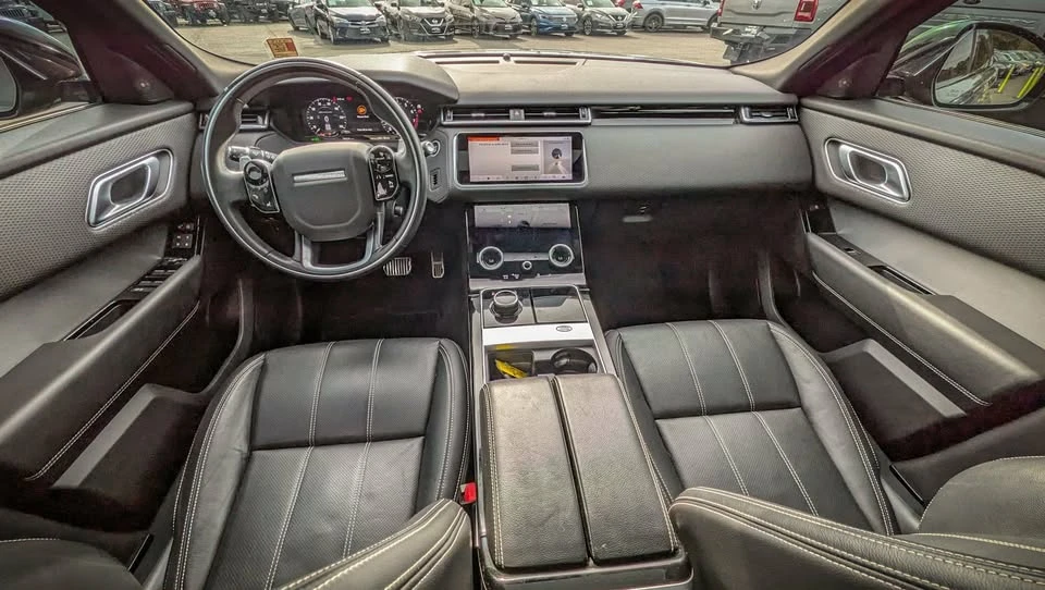 2020 Land Rover Range Rover Velar - Image 10 of 20