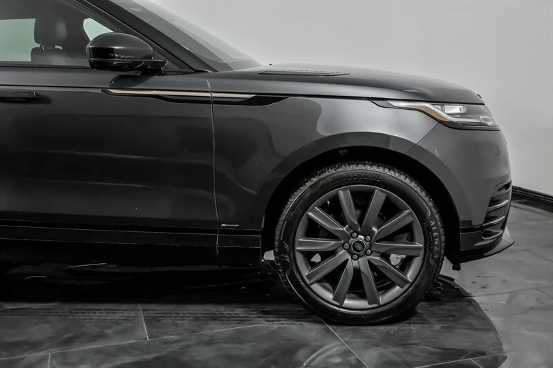 2020 Land Rover Range Rover Velar - Image 14 of 21