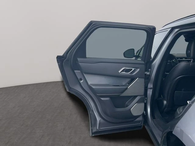 2020 Land Rover Range Rover Velar - Image 13 of 21