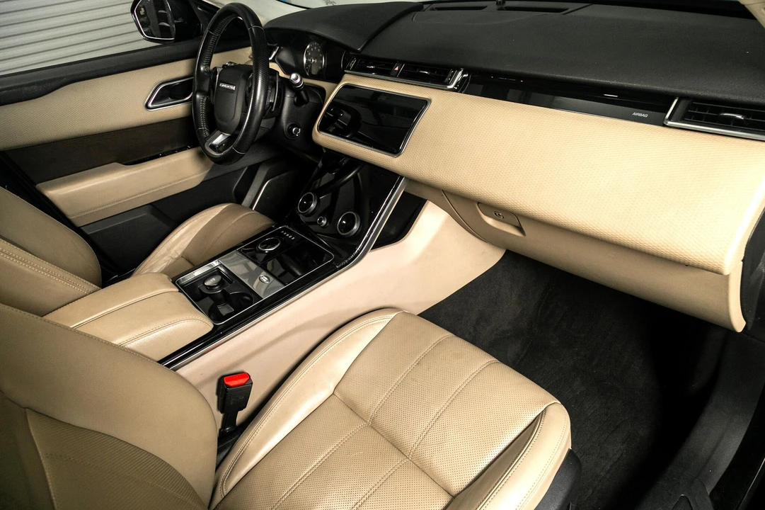 2020 Land Rover Range Rover Velar - Image 12 of 21