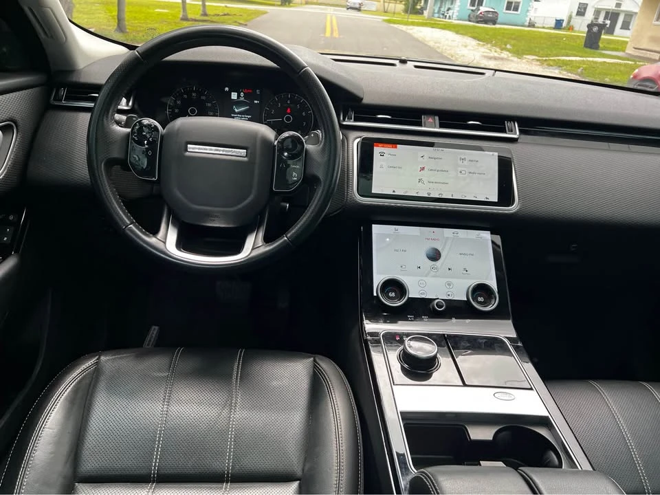 2020 Land Rover Range Rover Velar - Image 8 of 11