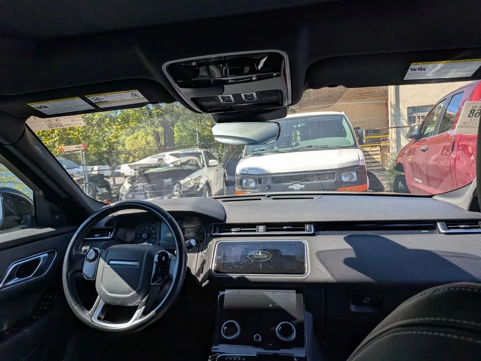 2020 Land Rover Range Rover Velar - Image 9 of 14