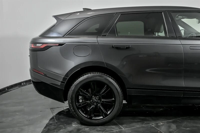 2020 Land Rover Range Rover Velar - Image 10 of 21