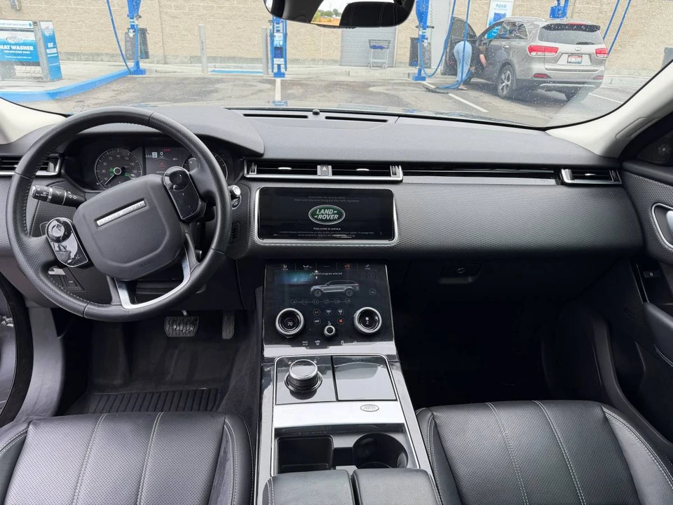 2020 Land Rover Range Rover Velar - Image 9 of 10