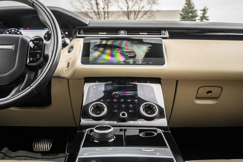 2020 Land Rover Range Rover Velar - Image 6 of 18