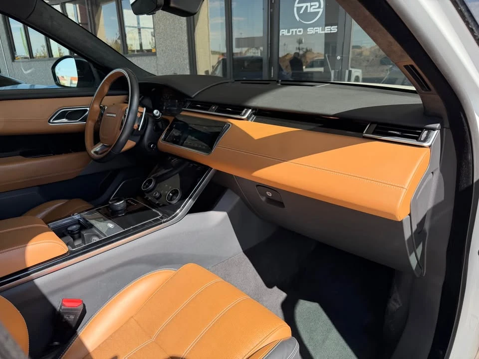 2020 Land Rover Range Rover Velar - Image 15 of 15