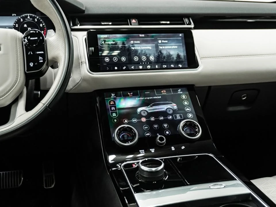 2020 Land Rover Range Rover Velar - Image 19 of 20