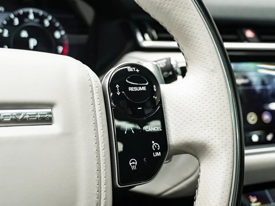 2020 Land Rover Range Rover Velar - Image 18 of 20
