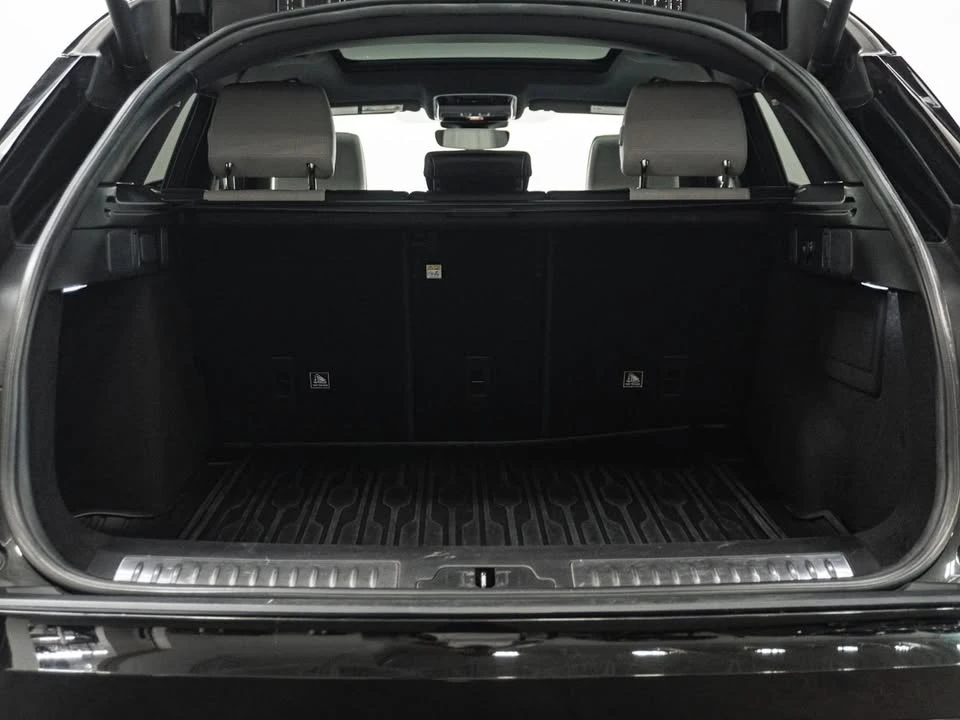 2020 Land Rover Range Rover Velar - Image 14 of 20