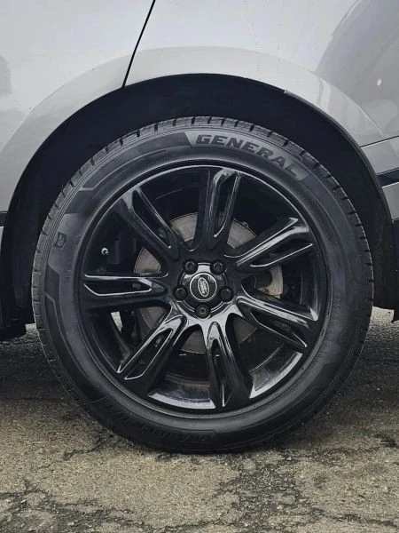 2020 Land Rover Range Rover Velar - Image 6 of 12