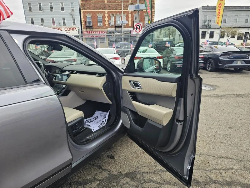 2020 Land Rover Range Rover Velar - Image 11 of 12