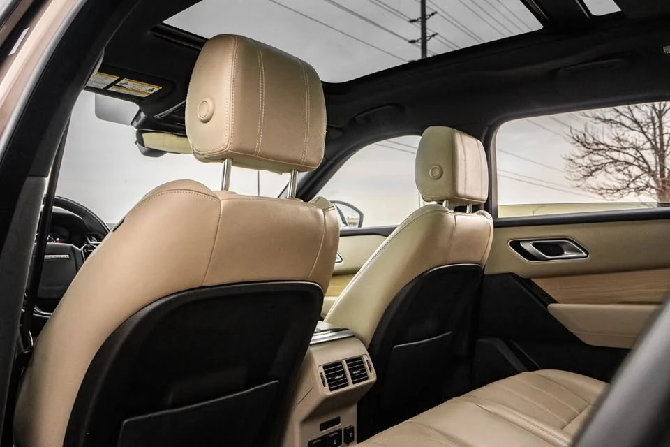 2020 Land Rover Range Rover Velar - Image 15 of 15