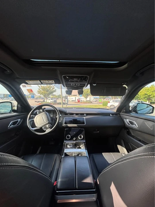 2020 Land Rover Range Rover Velar - Image 9 of 13