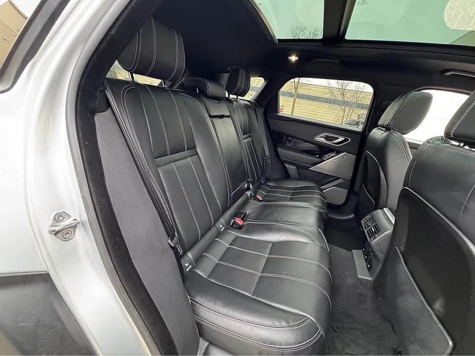 2020 Land Rover Range Rover Velar - Image 17 of 20