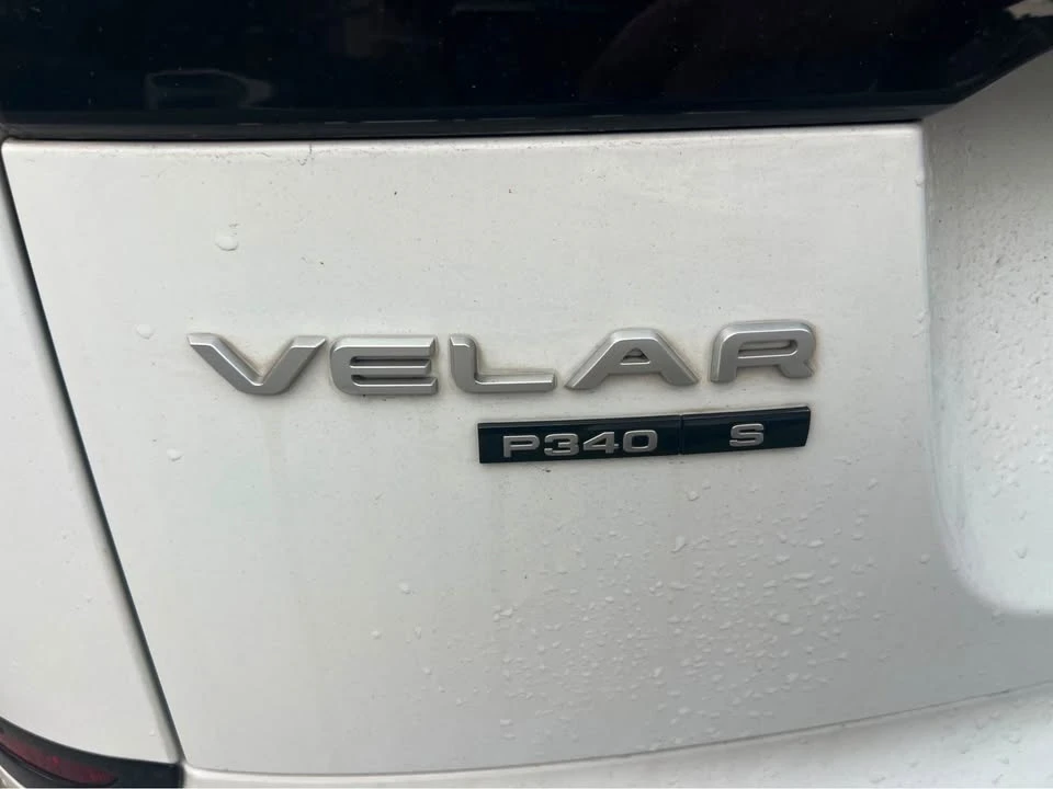 2020 Land Rover Range Rover Velar - Image 10 of 16