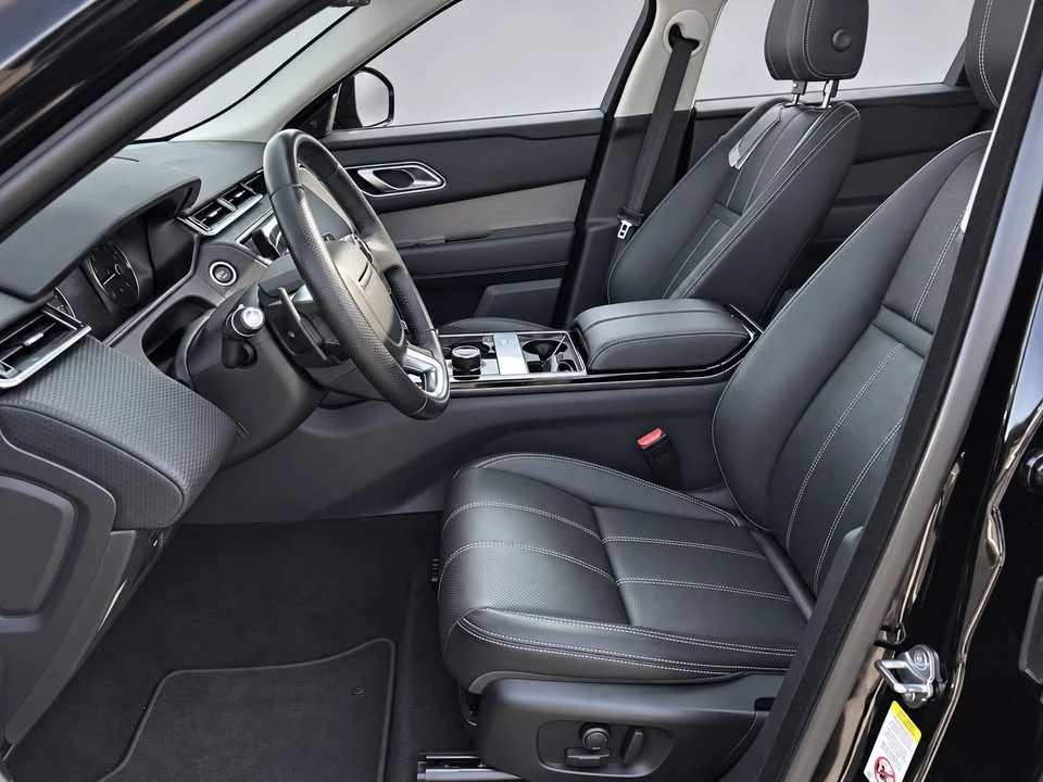 2020 Land Rover Range Rover Velar - Image 10 of 18