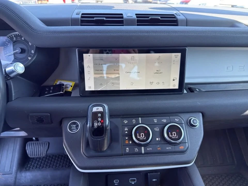 2020 Land Rover Defender L663 - Image 9 of 19