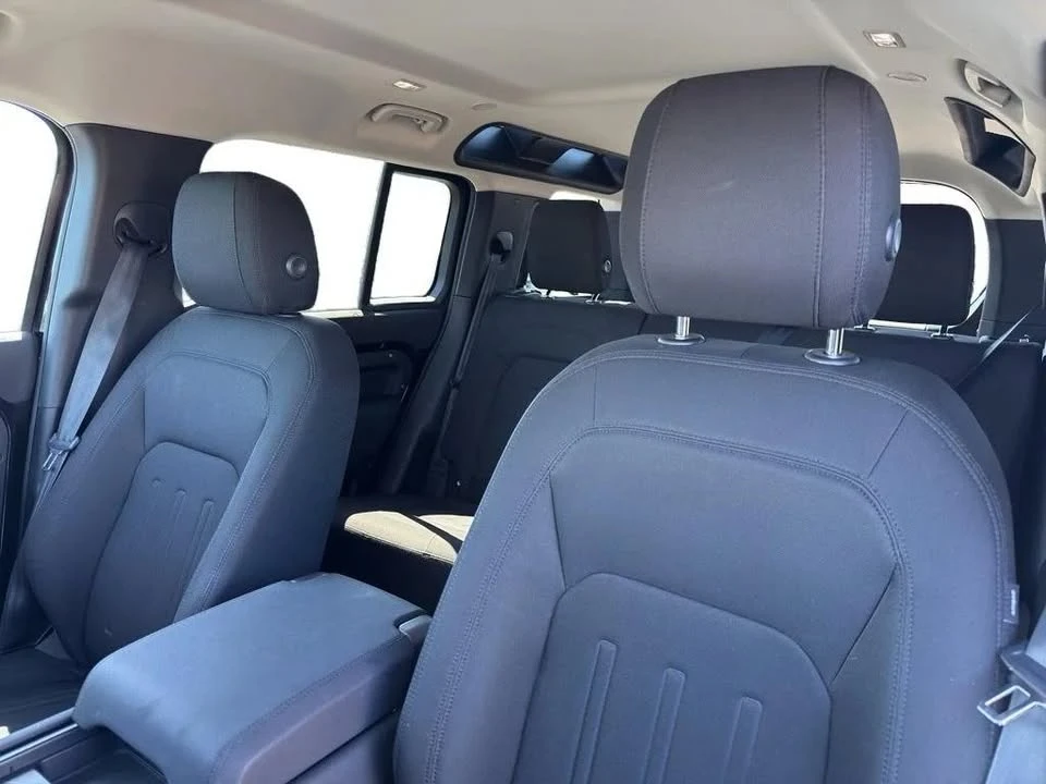 2020 Land Rover Defender L663 - Image 7 of 19