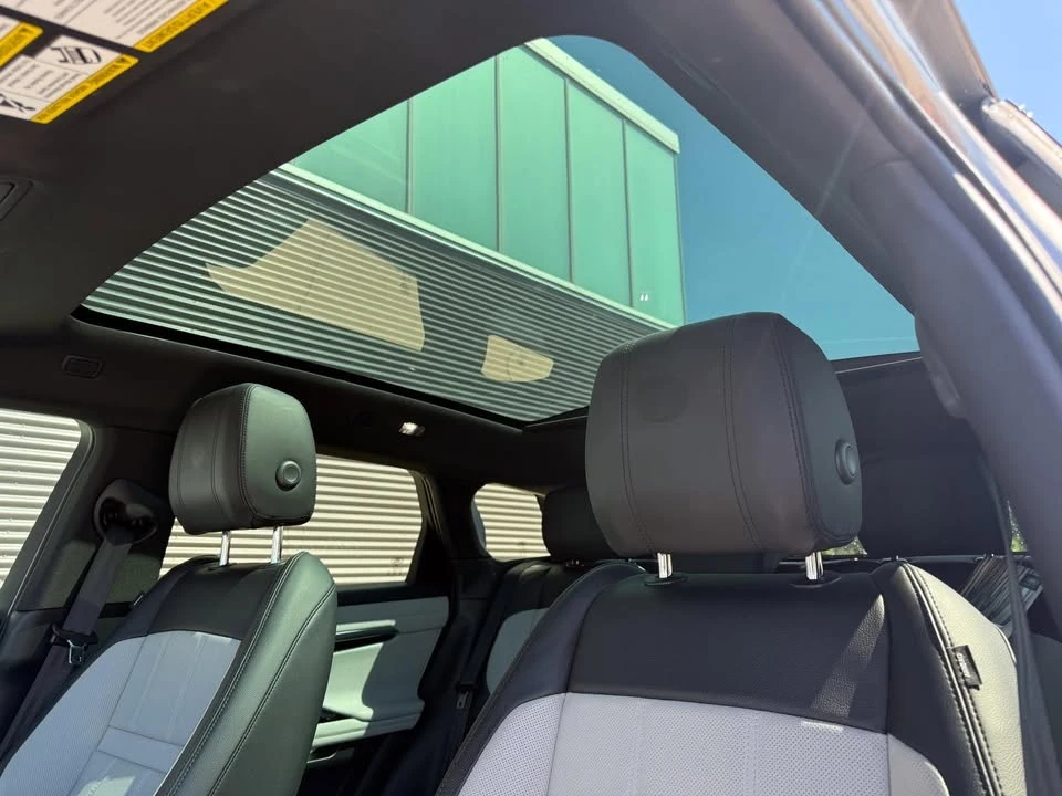 2020 Land Rover Range Rover Evoque 2nd Gen - Image 9 of 17