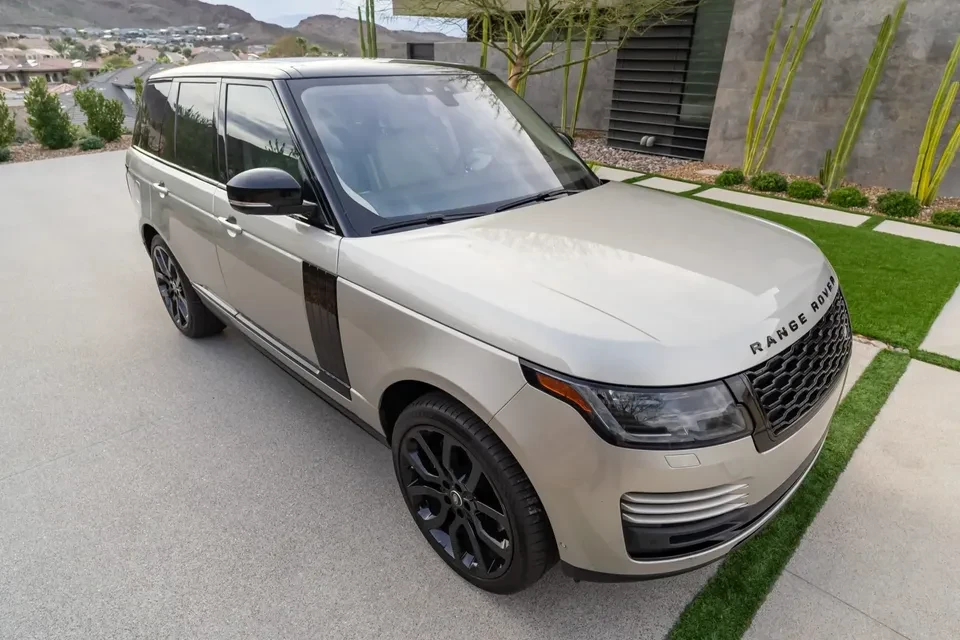 2020 Land Rover Range Rover L405 - Image 2 of 5
