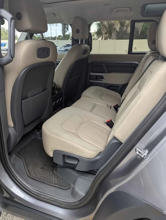 2020 Land Rover Defender 110 - Image 4 of 7