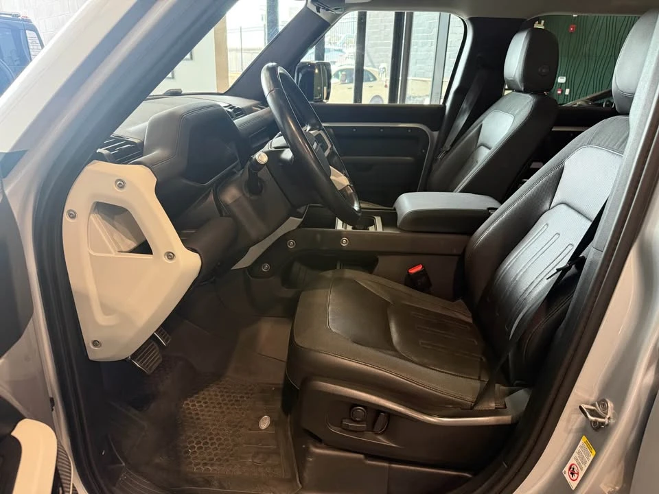 2020 Land Rover Defender L663 - Image 9 of 12
