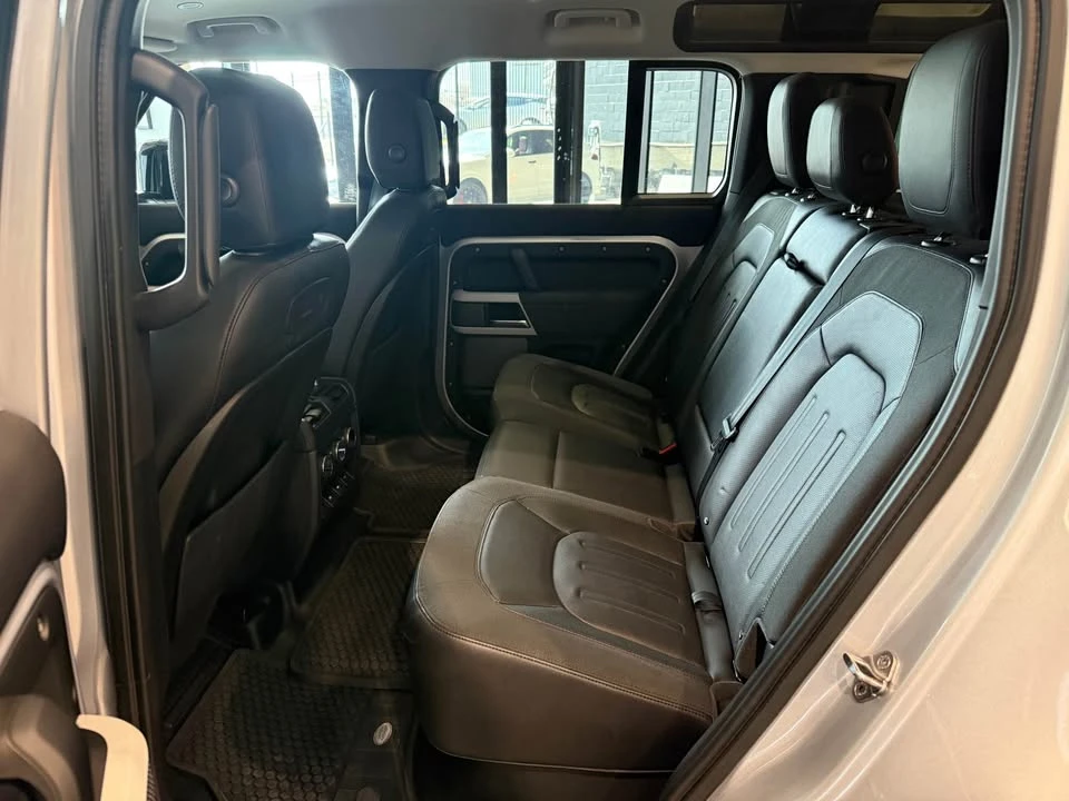 2020 Land Rover Defender L663 - Image 10 of 12
