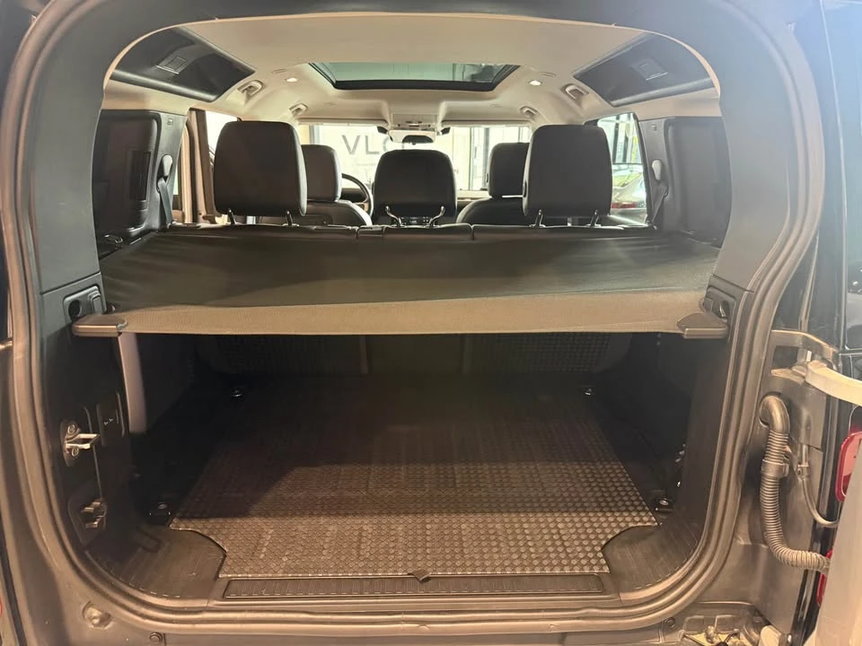2020 Land Rover Defender L663 - Image 11 of 12