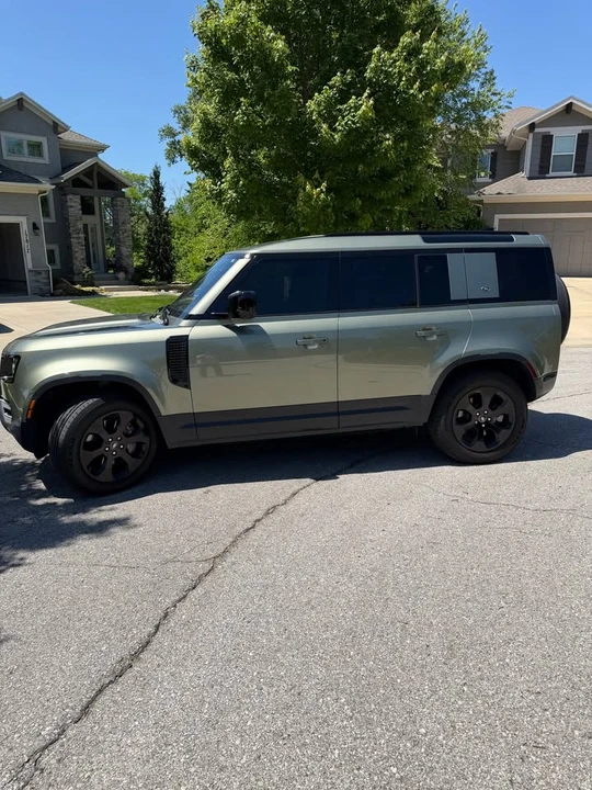 2020 Land Rover Defender L663 - Image 4 of 20