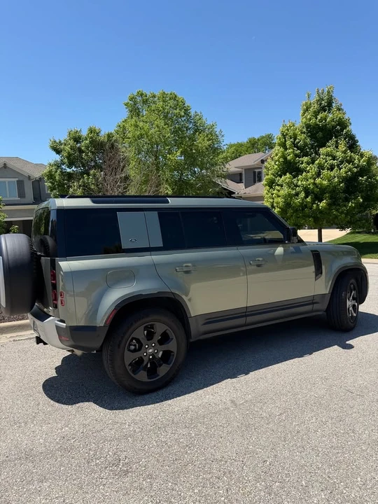 2020 Land Rover Defender L663 - Image 8 of 20
