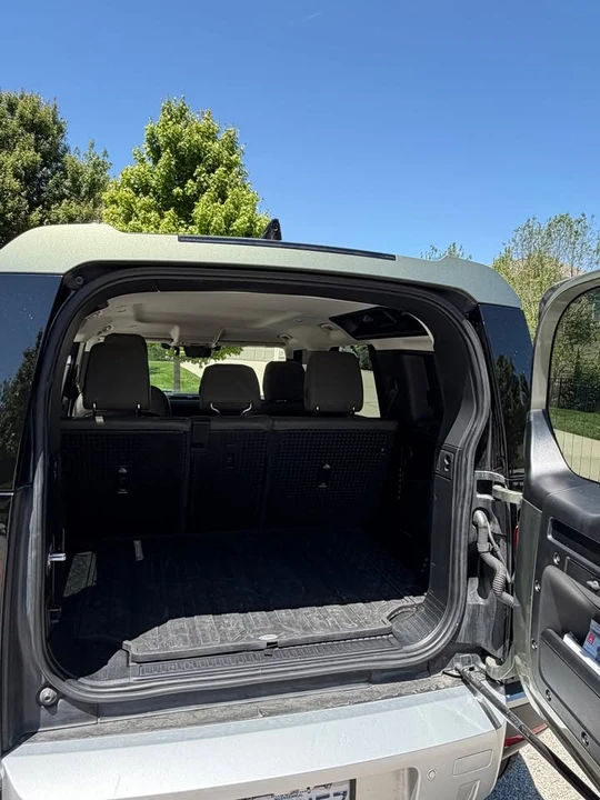 2020 Land Rover Defender L663 - Image 18 of 20