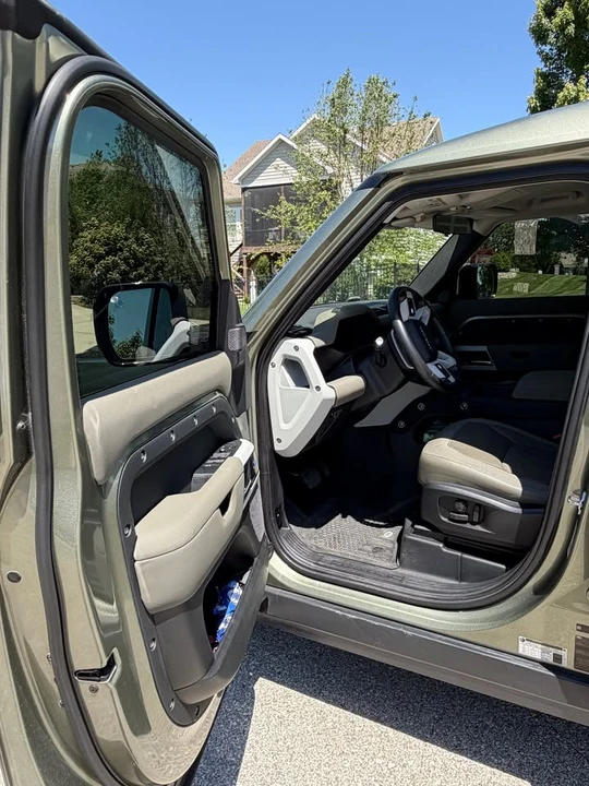 2020 Land Rover Defender L663 - Image 15 of 20