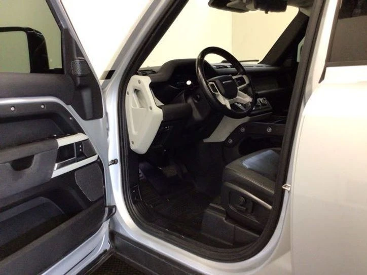 2020 Land Rover Defender L663 - Image 10 of 15