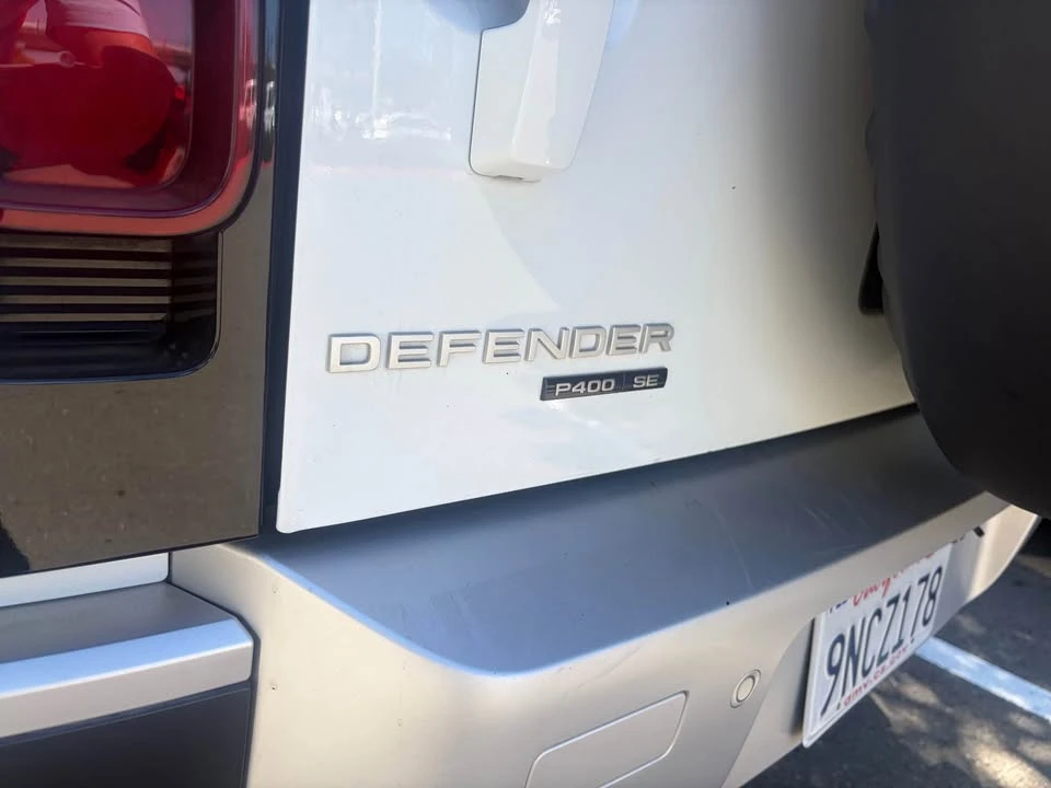 2020 Land Rover Defender L663 - Image 2 of 7