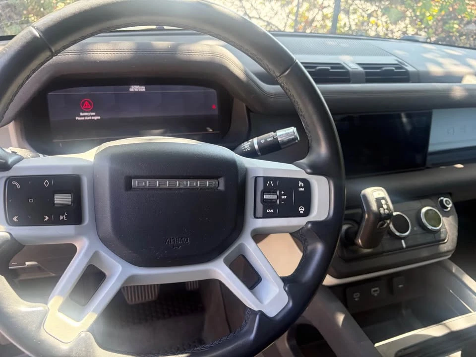 2020 Land Rover Defender L663 - Image 5 of 7