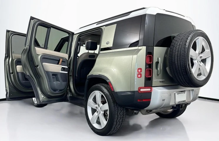 2020 Land Rover Defender L663 - Image 7 of 20