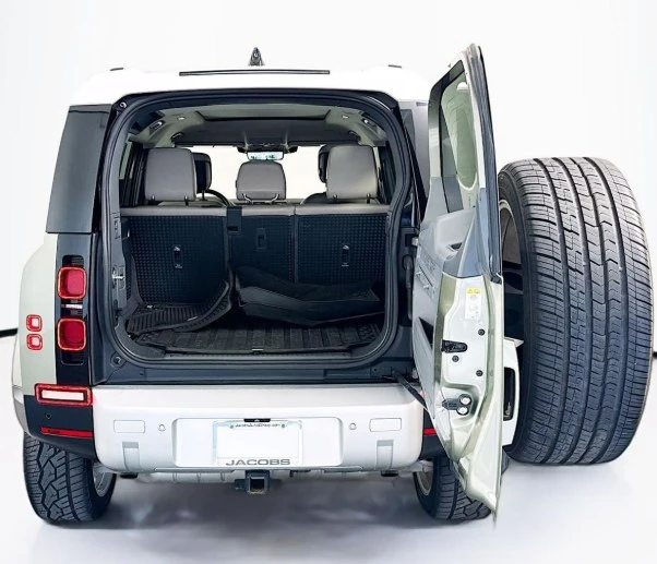 2020 Land Rover Defender L663 - Image 9 of 20