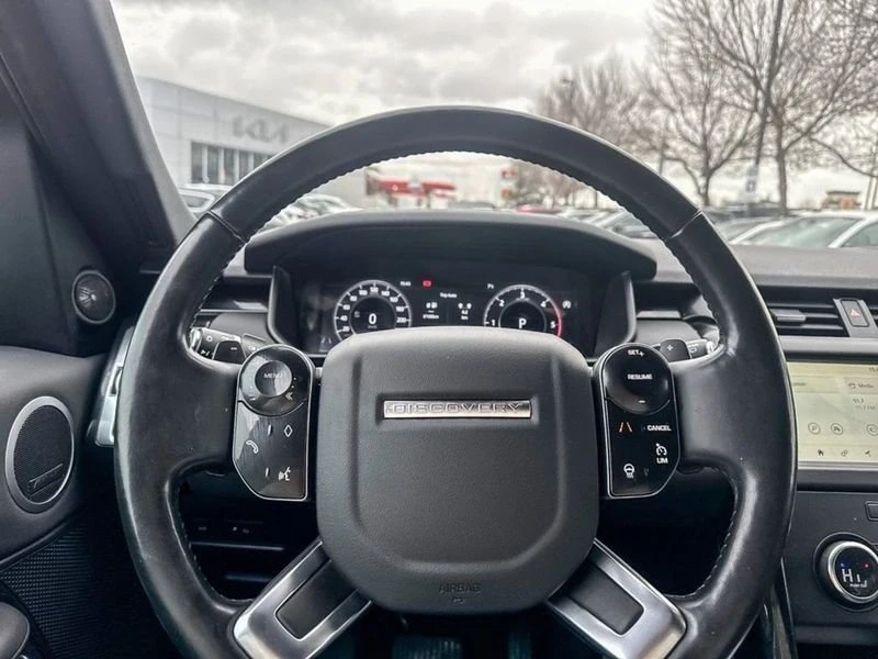2020 Land Rover Discovery 5th Gen - Image 9 of 20