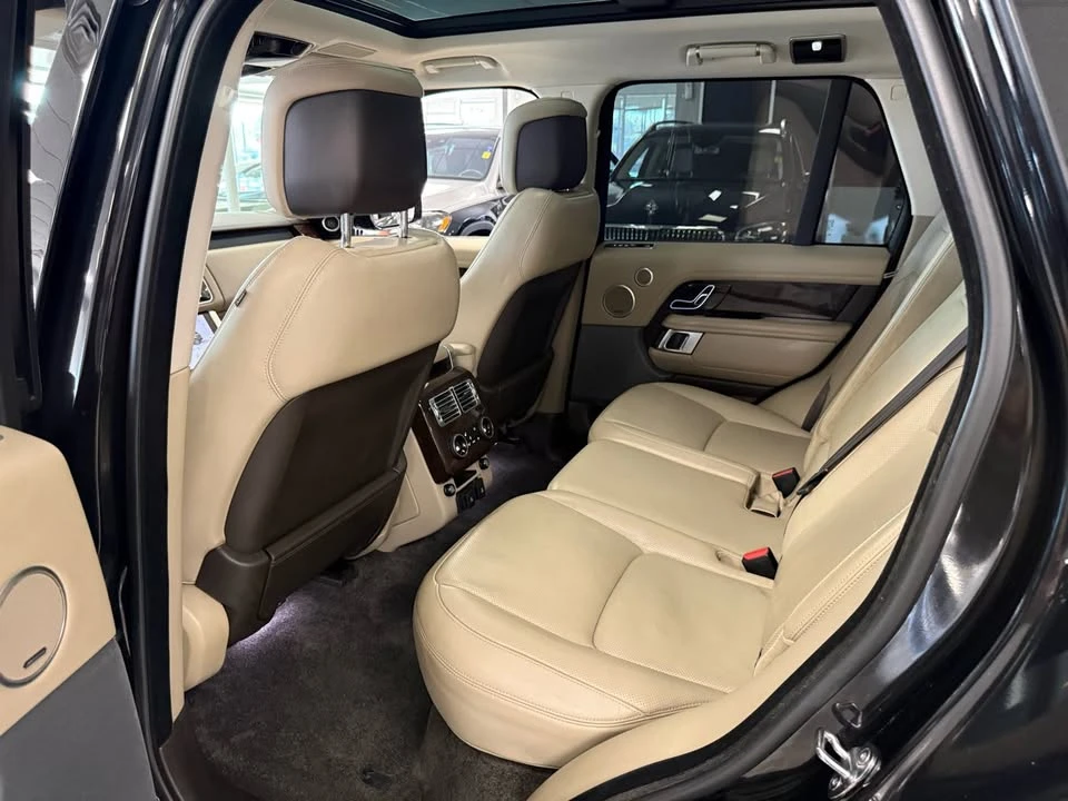 2020 Land Rover Range Rover L405 - Image 11 of 19