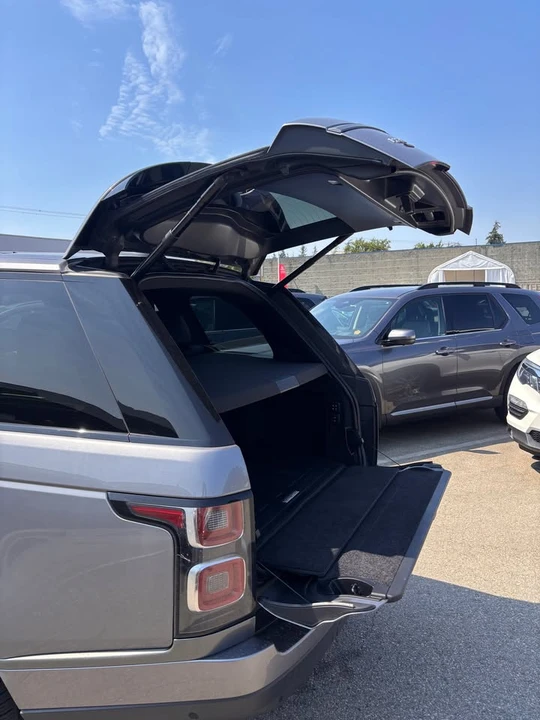 2020 Land Rover Range Rover L405 - Image 18 of 18