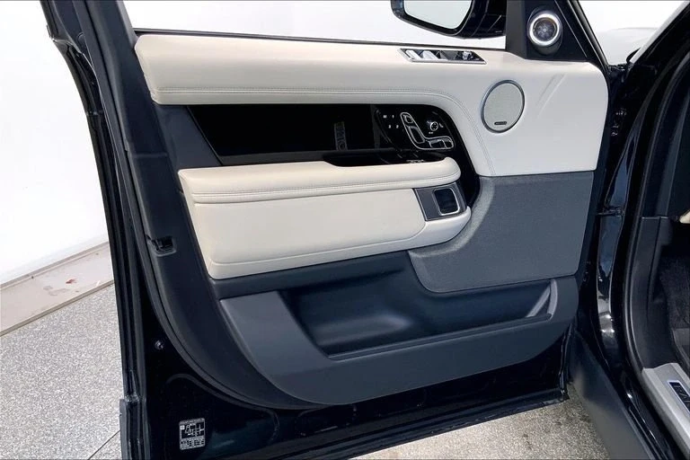 2020 Land Rover Range Rover L405 - Image 3 of 12