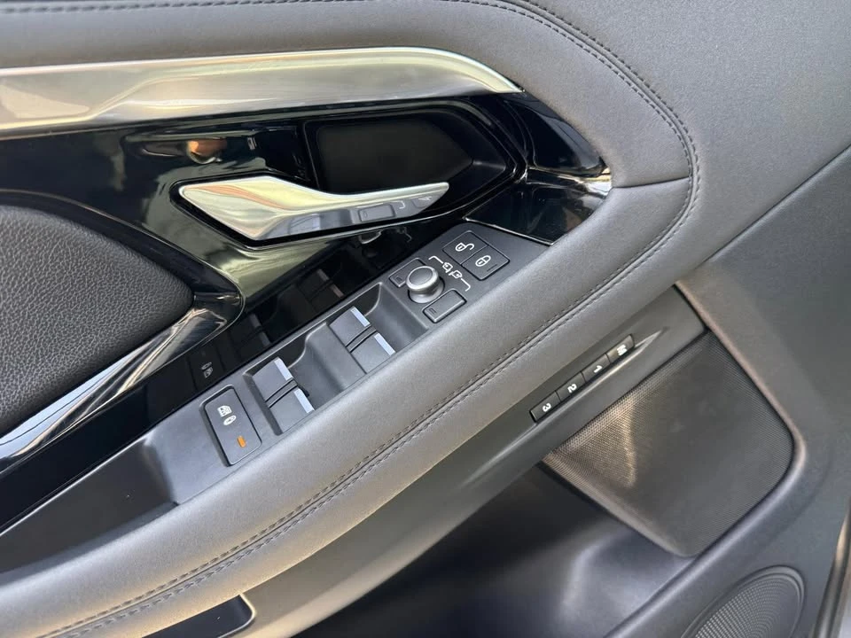 2020 Land Rover Range Rover Evoque 2nd Gen - Image 13 of 15