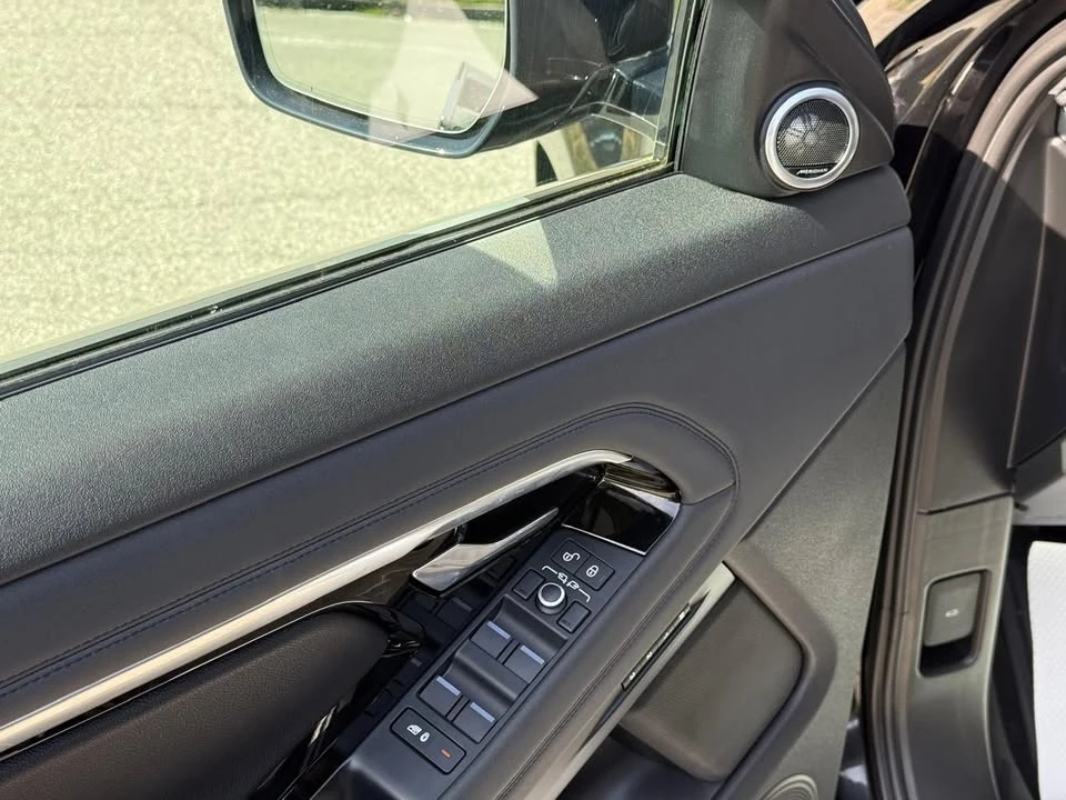 2020 Land Rover Range Rover Evoque 2nd Gen - Image 12 of 15
