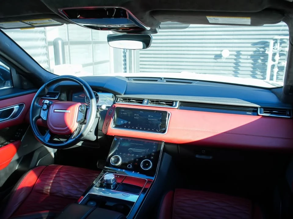 2020 Land Rover Range Rover Velar - Image 16 of 20